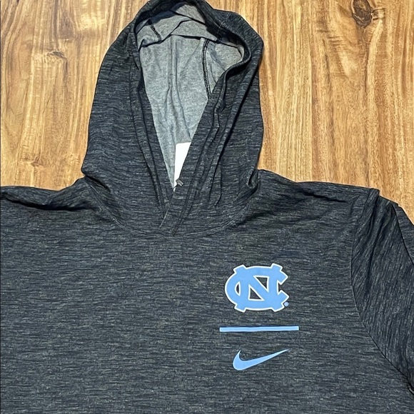Nike men’s large hoodie NC Tar Heels Slub Performance Long Sleeve Hoodie NWT - Picture 3 of 8